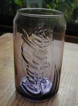 Фотоий: надувательство другие предметы COCA COLA - VERRE CANNETTE COCA - MC DO - 2007 MAUVE- NEUF
