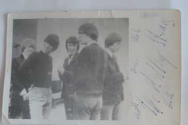 Фотоий: надувательство фотоие/плакаты AUTOGRAPHE ROLLING STONE