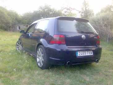 Фотоий: надувательство автомобили VOLKSWAGEN - Golf