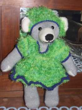 Фотоий: надувательство другие предметы TEDDYBAR MIT KLEIDCHEN & HAUBE - HANDARBEIT