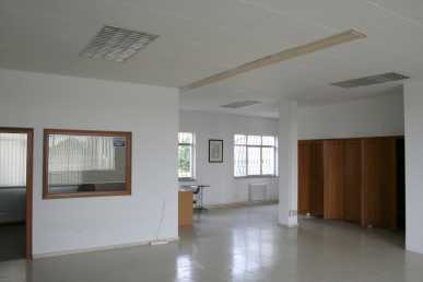 Фотоий: ренты офисы 120 m2