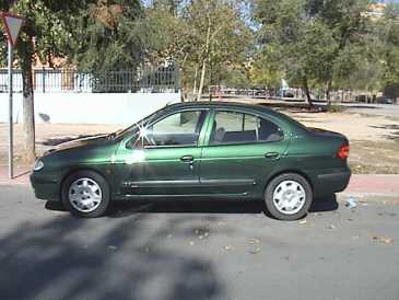 Фотоий: надувательство автомобили RENAULT - Laguna II
