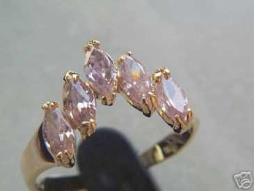 Фотоий: надувательство Jewels женщины