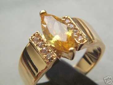 Фотоий: надувательство Jewels женщины
