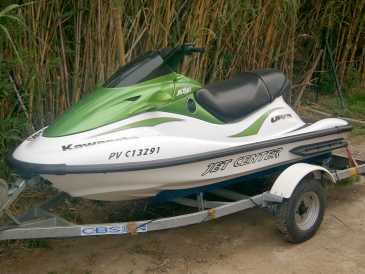 Фотоий: надувательство шлюпки KAWASAKI - JET SKI KAWASAKI ULTRA 150