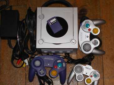 Фотоий: надувательство пульты разыгрыша GAME CUBE - MAGNIGAMECUBE 3 MANETTES 16 JEUX ET CARTE MEMOIRE