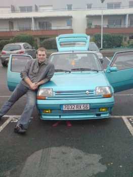 Фотоий: надувательство автомобили RENAULT - Super 5