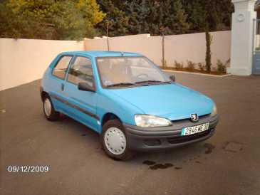Фотоий: надувательство автомобили PEUGEOT - 106