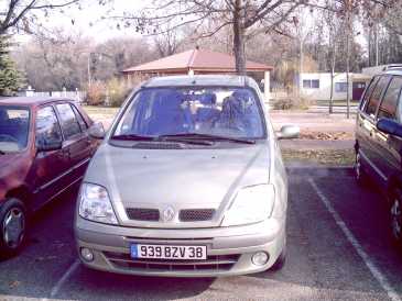 Фотоий: надувательство автомобили RENAULT - Scenic