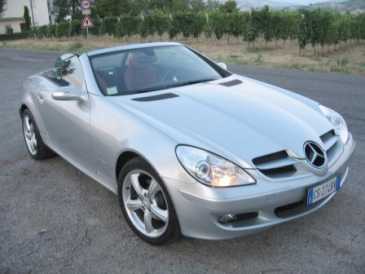 Фотоий: надувательство автомобили MERCEDES - SLK