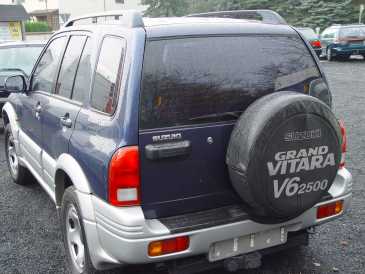 Фотоий: надувательство автомобили SUZUKI - Grand Vitara