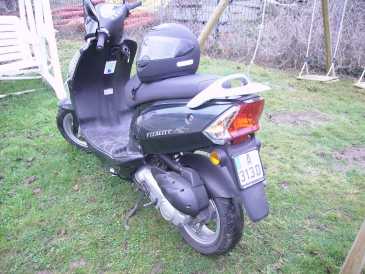 Фотоий: надувательство Scooters 50 cc - KYMCO