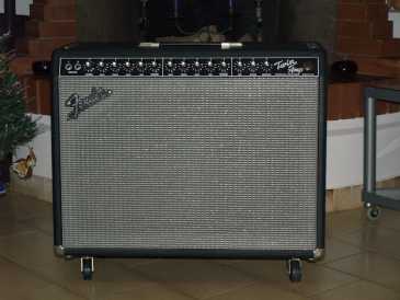 Фотоий: надувательство усилители FENDER - FENDER TWIN AMP 