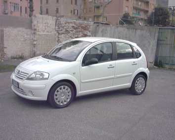 Фотоий: надувательство автомобили CITROEN - C3