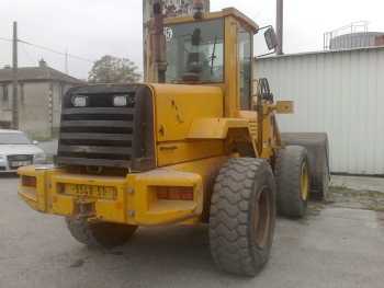 Фотоий: надувательство машины JCB - 426B