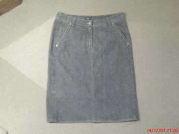 Фотоий: надувательство одежда женщины - H ET M - JUPE EN JEANS HM TAILLE 42