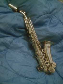 Фотоий: надувательство латунь, woodwind и другие аппаратуры ветра JF - SOPRANO ENFANT