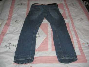 Фотоий: надувательство одежда люди - LEVIS - COUTURE TOURNANTE