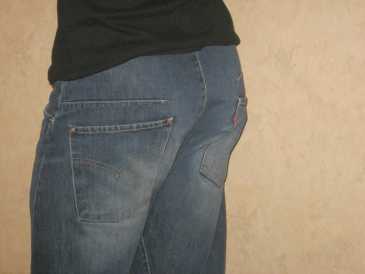 Фотоий: надувательство одежда люди - LEVIS - COUTURE TOURNANTE