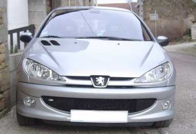 Фотоий: надувательство автомобили PEUGEOT - 206