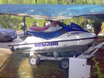 Фотоий: надувательство шлюпки SEA DOO BOMBARDIER - SEA DOO BOMBARDIER GTI