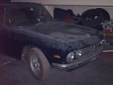 Фотоий: надувательство автомобили LANCIA - Coupé