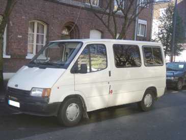 Фотоий: надувательство автомобили FORD - Transit