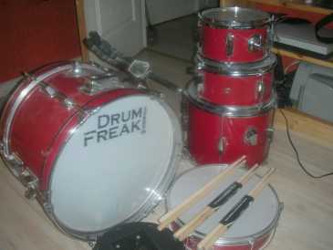 Фотоий: надувательство выстукивания DRUM FREAK