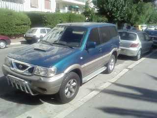 Фотоий: надувательство автомобили NISSAN - Terrano