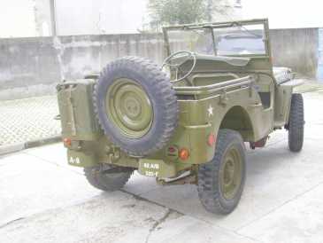Фотоий: надувательство машины JEEP - M201