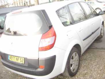 Фотоий: надувательство автомобили RENAULT - Scenic