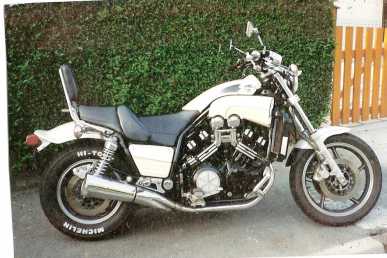 Фотоий: надувательство мотовелосипеды 1200 cc - YAMAHA - V MAX