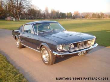 Фотоий: надувательство автомобили FORD - Mustang