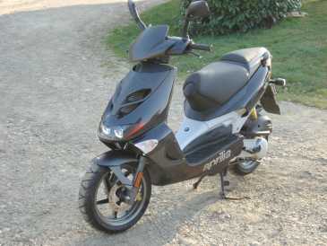 Фотоий: надувательство Scooters 50 cc - APRILIA - SR 50