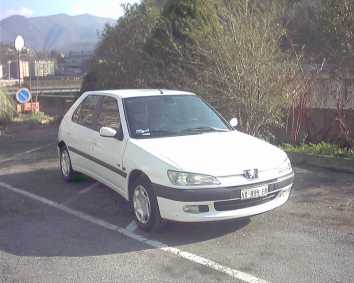 Фотоий: надувательство автомобили PEUGEOT - 306