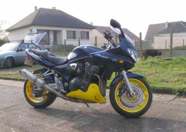 Фотоий: надувательство мотовелосипеды 1200 cc - SUZUKI - GSF BANDIT