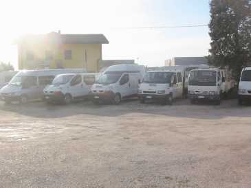 Фотоий: надувательство тележки и общие назначения IVECO - VARI MARCHI