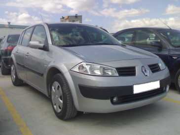 Фотоий: надувательство автомобили RENAULT - Megane II