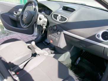 Фотоий: надувательство автомобили RENAULT - CLIO AUTHENTIQUE 1.2 16V