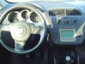 Фотоий: надувательство автомобили SEAT - ALTEA 1.6 REFERENCE KLIMA
