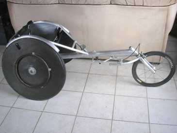 Фотоий: надувательство мопеды, minibikes 24689 cc - BOB HALL - LEADER