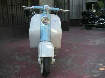 Фотоий: надувательство мотовелосипеды 150 cc - LAMBRETTA - INNOCENTI_LAMBRETTA