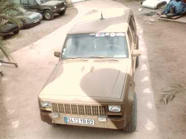 Фотоий: надувательство автомобили JEEP - Cherokee