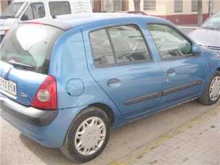 Фотоий: надувательство автомобили RENAULT - Clio