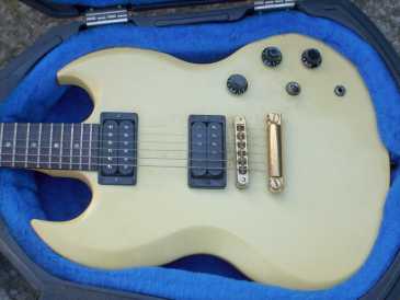 Фотоий: надувательство гитары и другие аппаратуры шнура GIBSON - ?