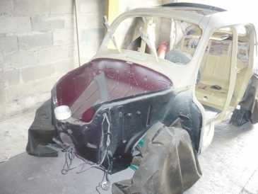 Фотоий: надувательство автомобили RENAULT - 4CV