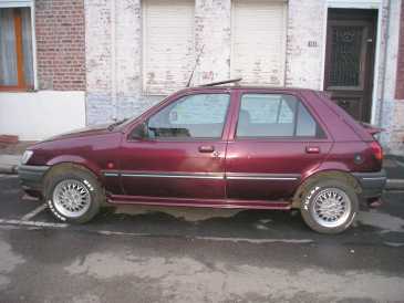 Фотоий: надувательство автомобили FORD - Fiesta