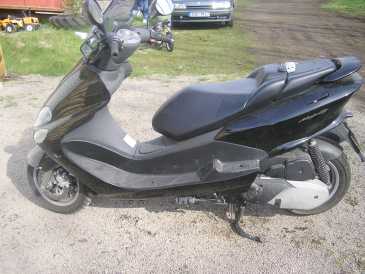Фотоий: надувательство Scooters 125 cc - YAMAHA - MAJESTY