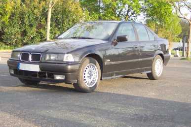 Фотоий: надувательство автомобили BMW - Série 3