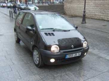 Фотоий: надувательство автомобили RENAULT - Twingo